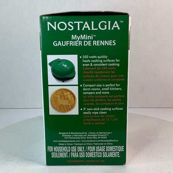 New! Nostalgia My Mini Reindeer Waffle Maker Compact Size 5" Non-stick Surface - Picture 5 of 7